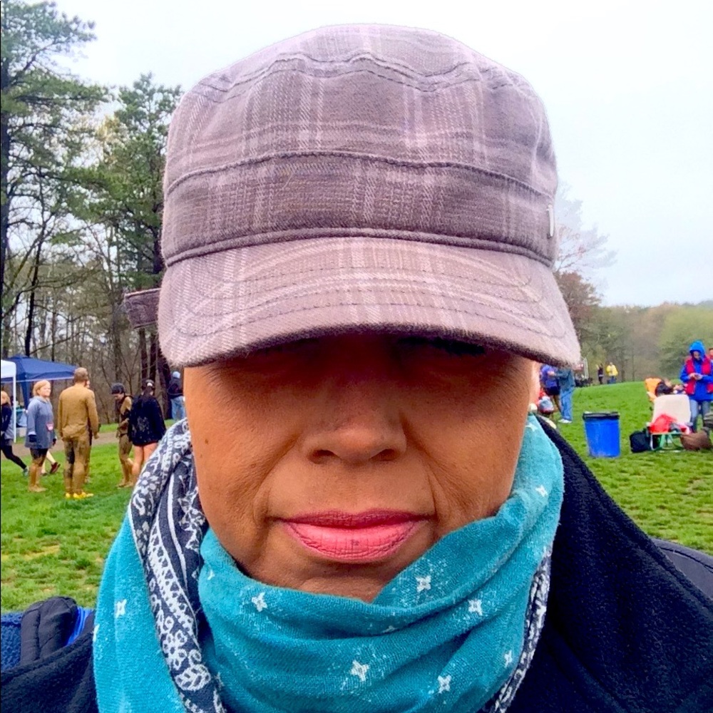 Meet your Posher, Sandra